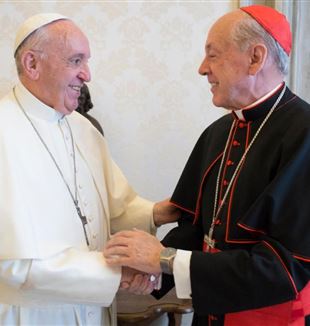 El papa Francisco y el cardenal Cipriani.