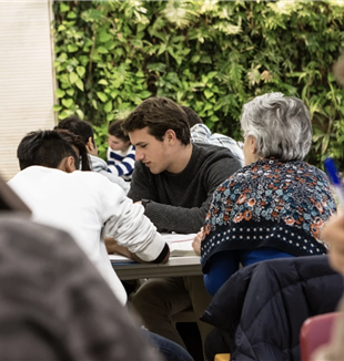 Apoyo escolar (©Portofranco)